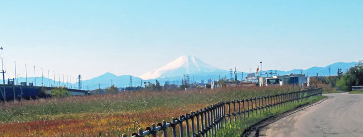 富士山と山並み